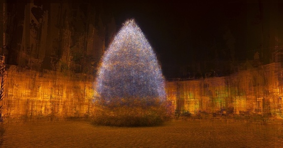 Valse du sapin, sur fond de cathédrale