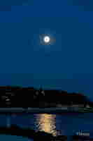 la lune sur la mer resultat